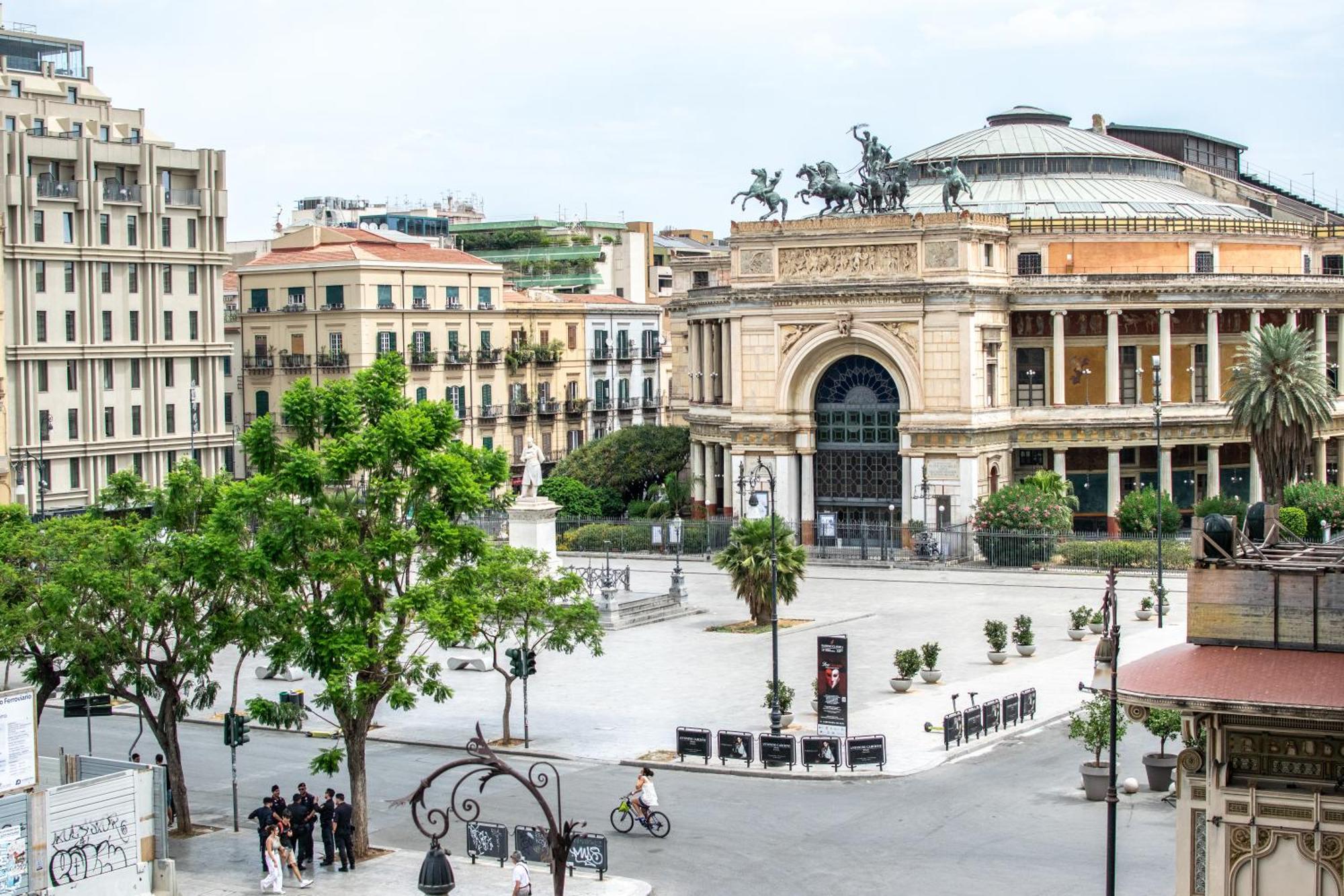 Politeama Crystal Rooms Palermo Kültér fotó